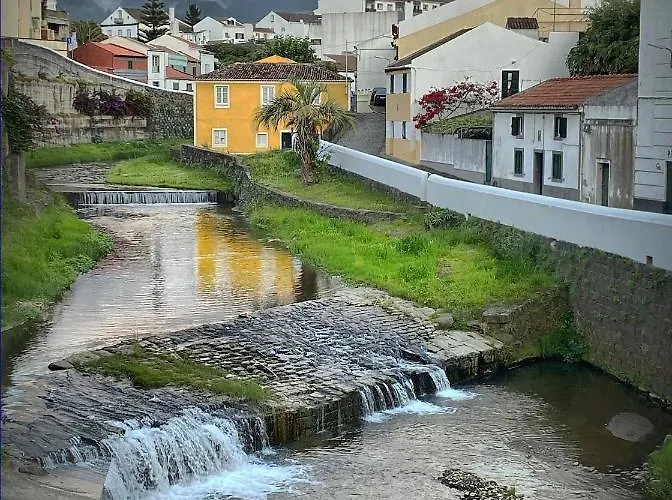 Casa Na Ribeira